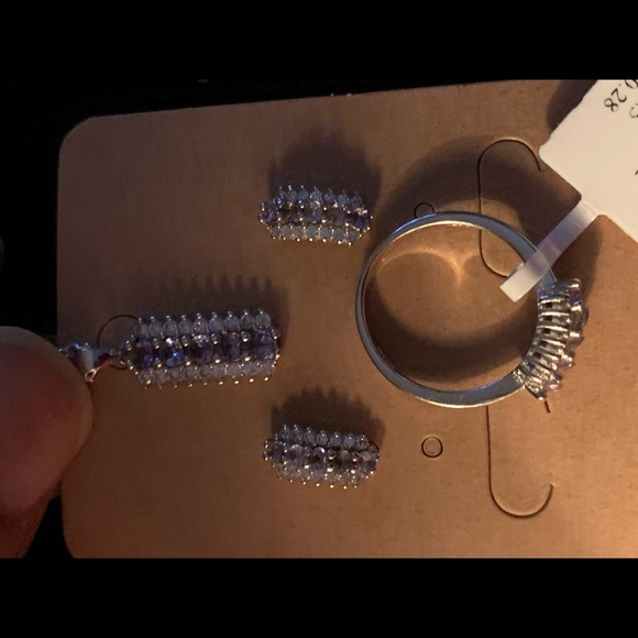 Sapphire Set - Picture 5 of 6